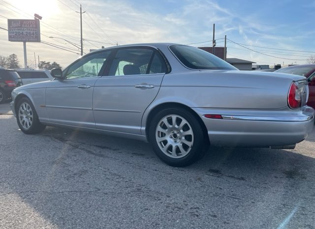 2004 Jaguar XJ8 full