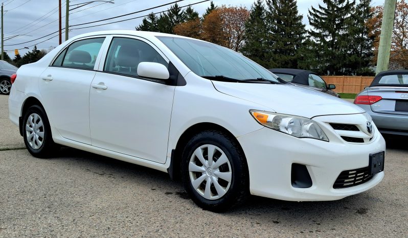 2013 Toyota Corolla full