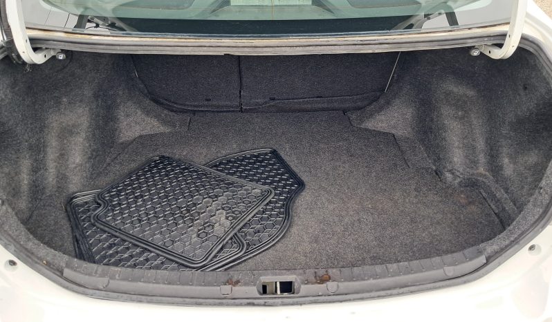 2013 Toyota Corolla full