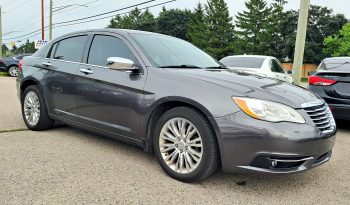 2014 Chrysler 200 Limited full