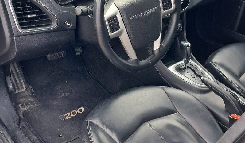 2014 Chrysler 200 Limited full