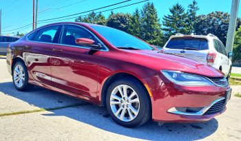 2015 Chrysler 200 Limited full