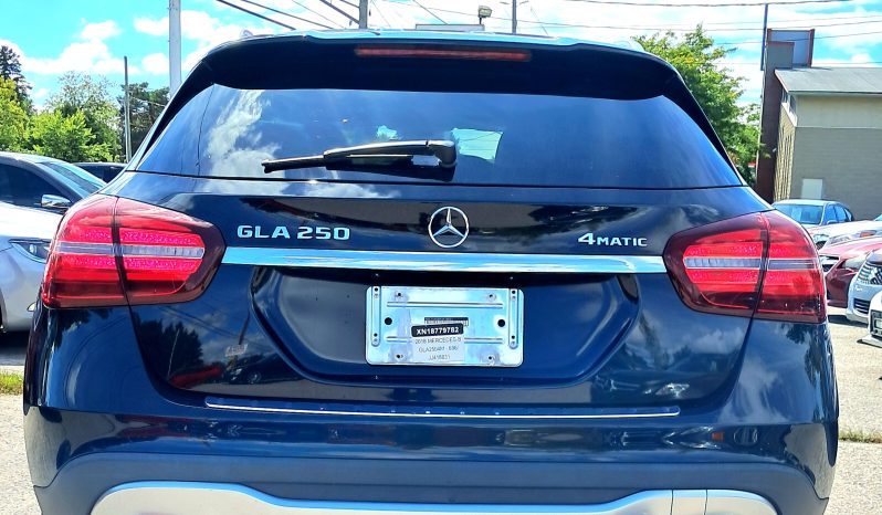 2018 Mercedes GLA 250 4MATIC full