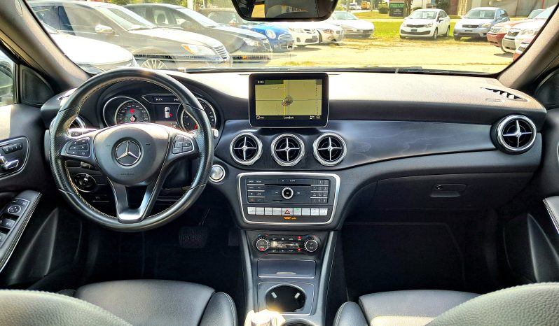 2018 Mercedes GLA 250 4MATIC full