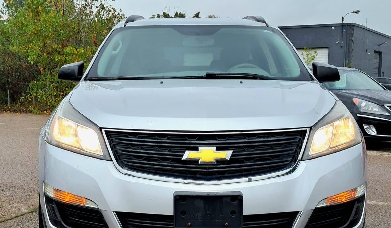 2015 Chevrolet Traverse LS 8 Passengers full