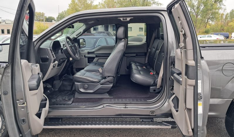 2015 Ford F150 XLT 4X4 full