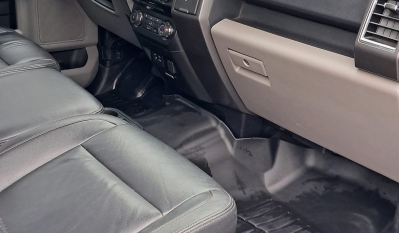 2015 Ford F150 XLT 4X4 full