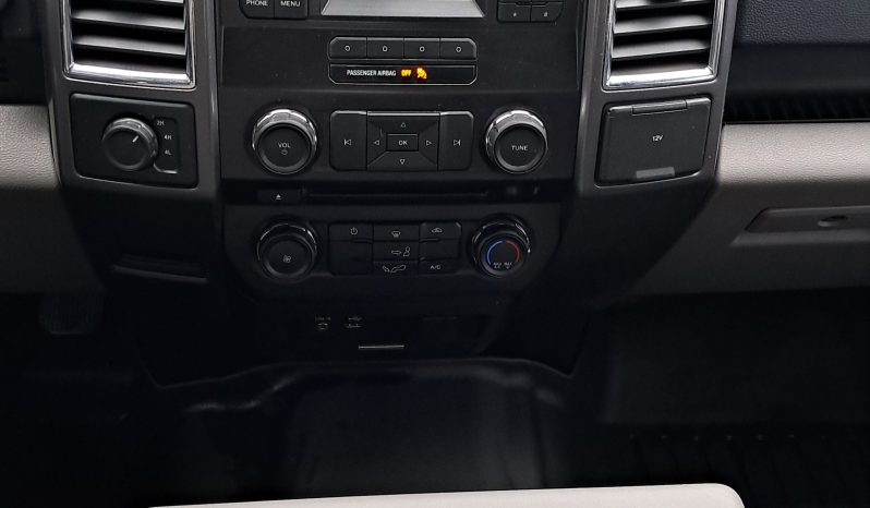 2015 Ford F150 XLT 4X4 full