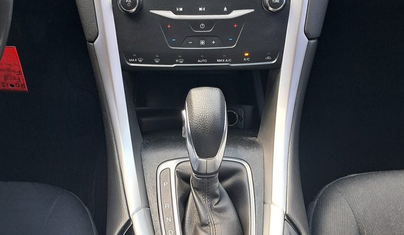 2013 Ford Fusion SE full