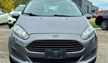 2013 Ford Fiesta SE full