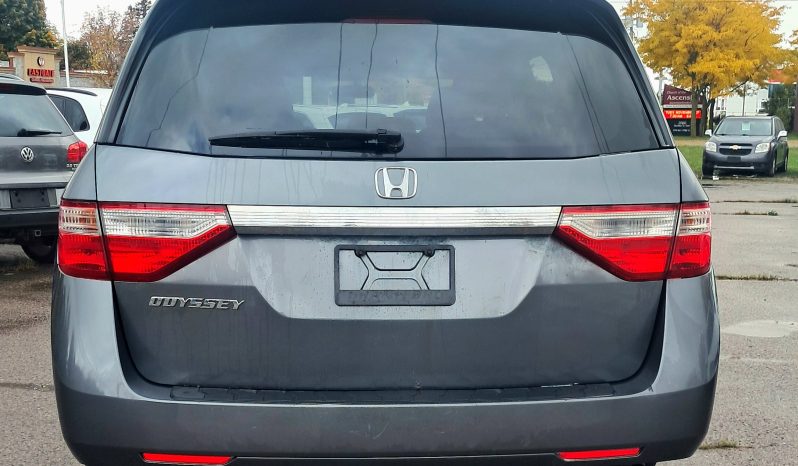 2011 Honda Odyssey LX 7 Passengers full